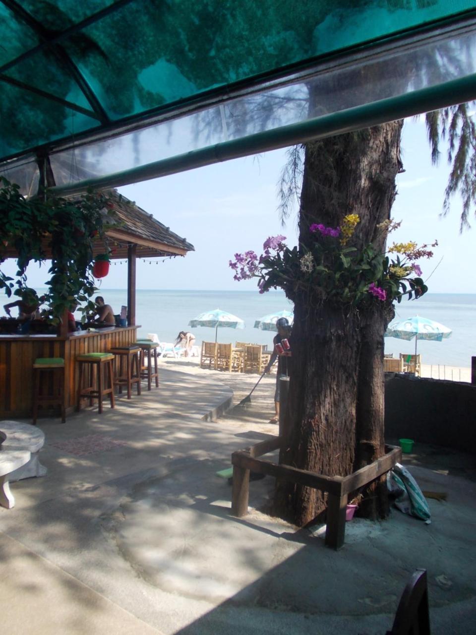 Siraya Beachfront Resort Ko Pha Ngan Exterior photo