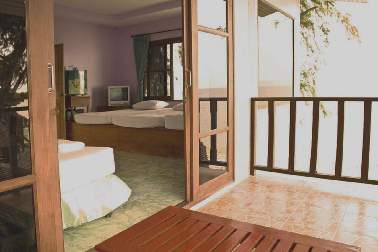 Siraya Beachfront Resort Ko Pha Ngan Room photo